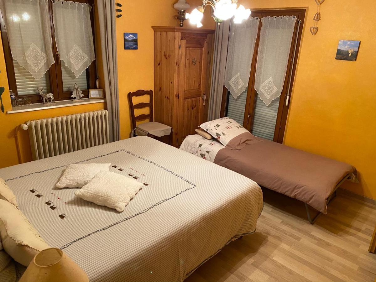 Chambres D'Hotes Des Cascades St-Nicolas Kruth Esterno foto