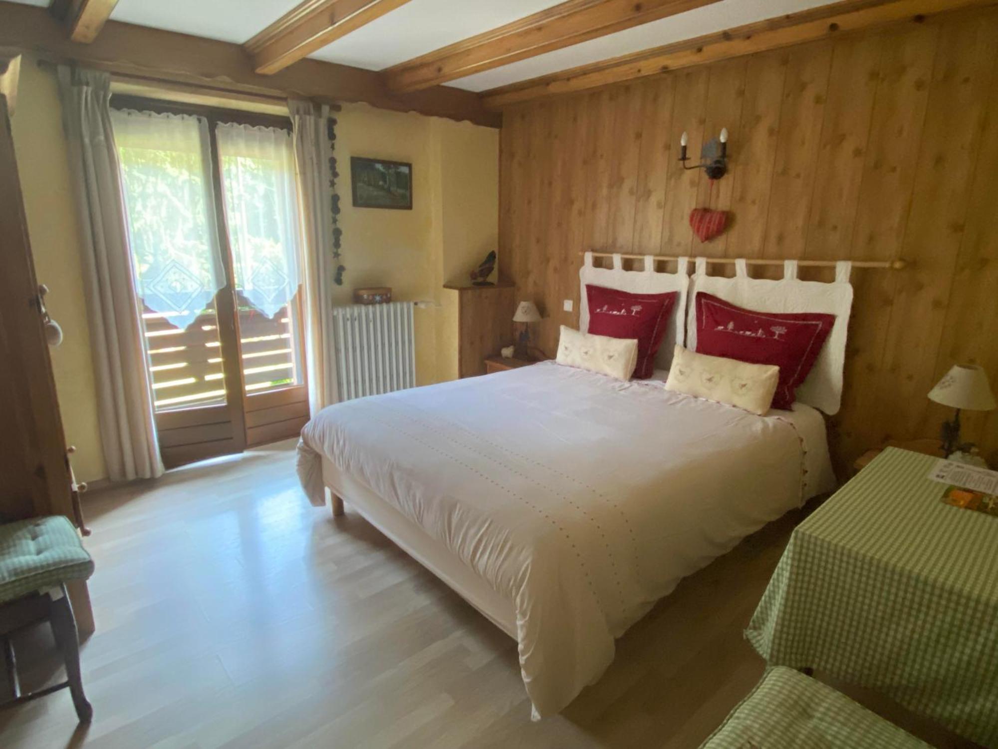 Chambres D'Hotes Des Cascades St-Nicolas Kruth Esterno foto