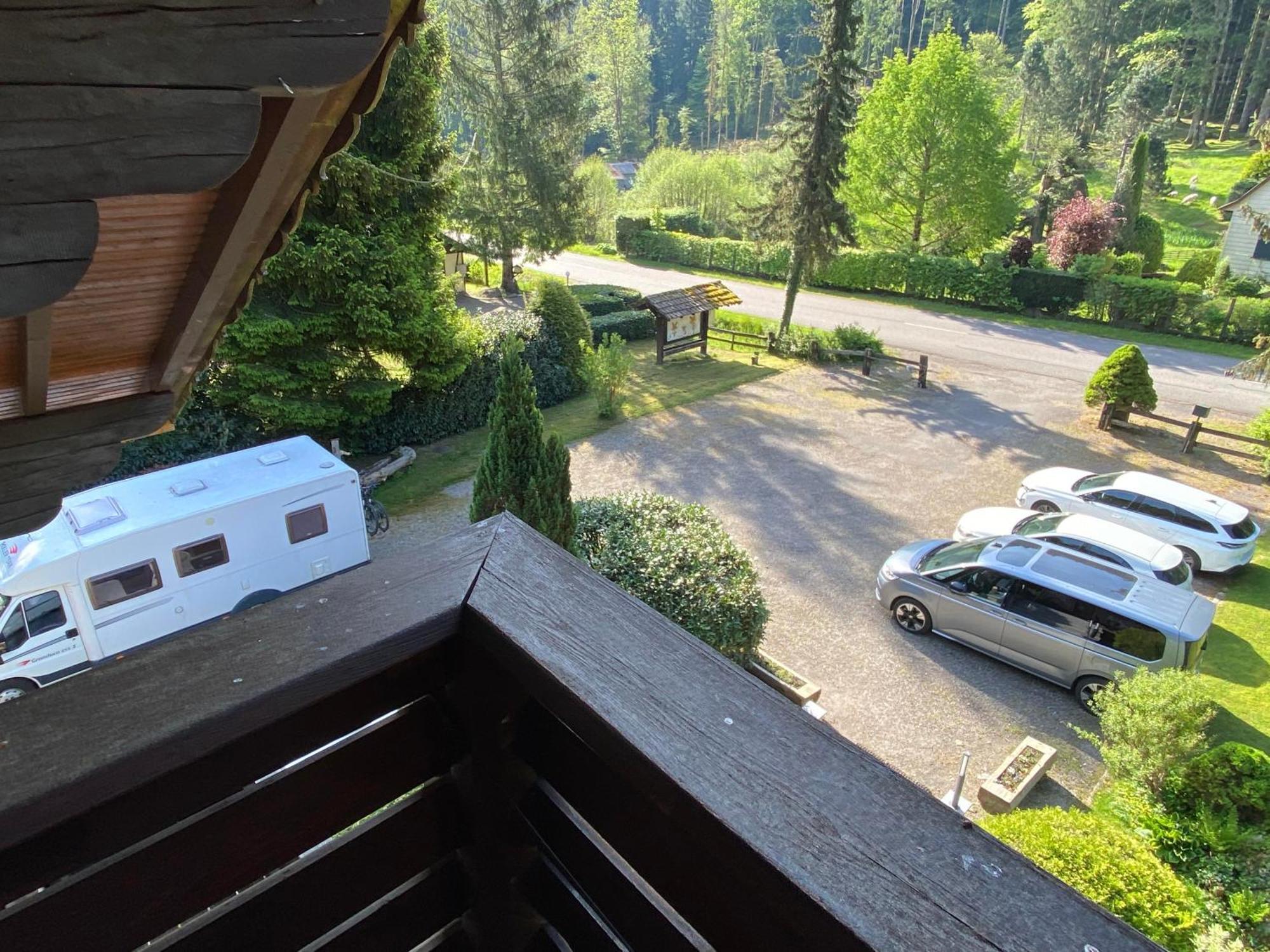Chambres D'Hotes Des Cascades St-Nicolas Kruth Esterno foto