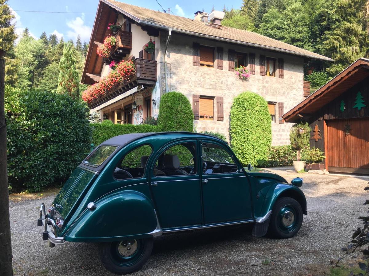 Chambres D'Hotes Des Cascades St-Nicolas Kruth Esterno foto
